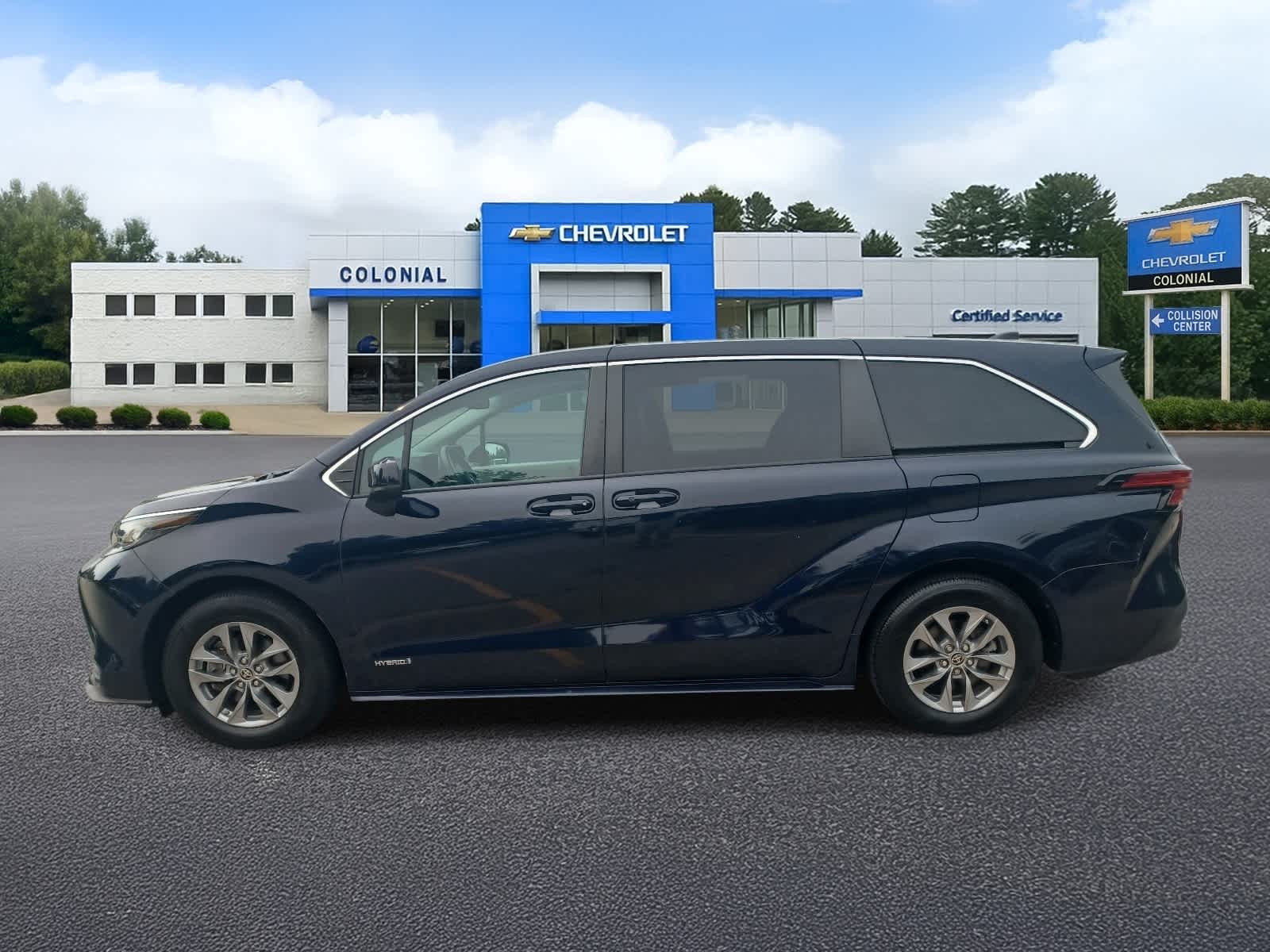 2021 Toyota Sienna LE
