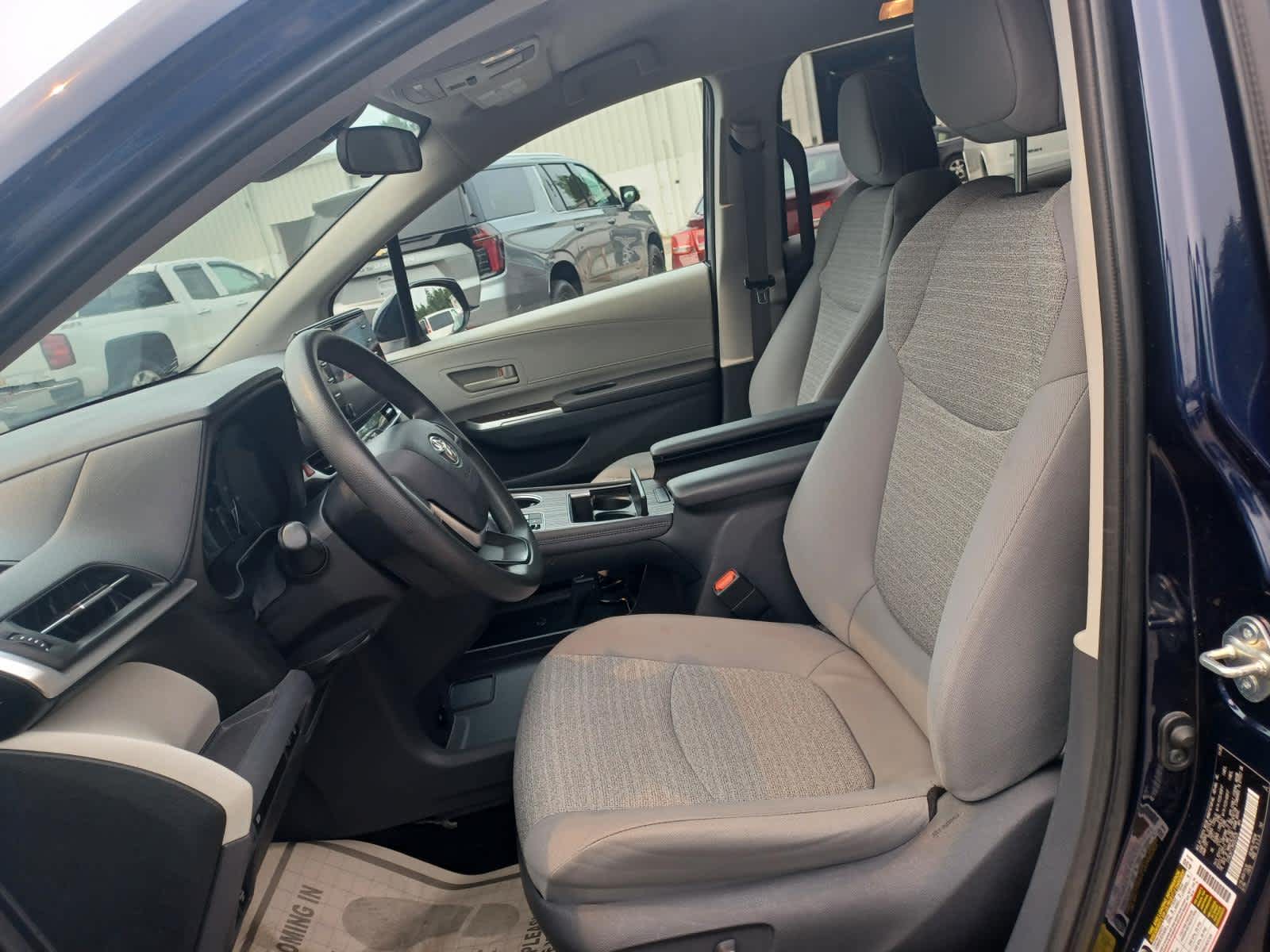 2021 Toyota Sienna LE