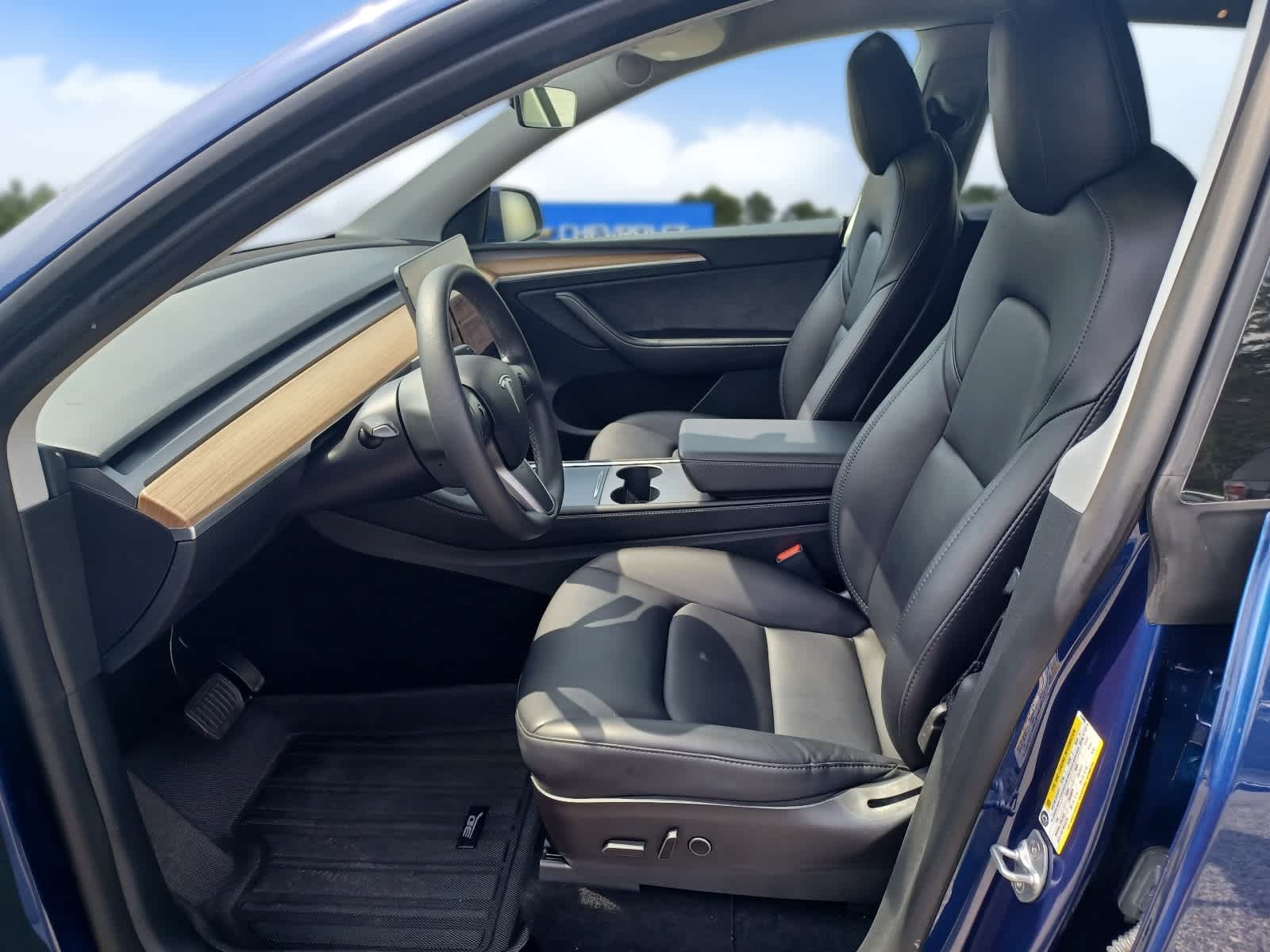 2023 Tesla Model Y Long Range Dual Motor All-Wheel Drive