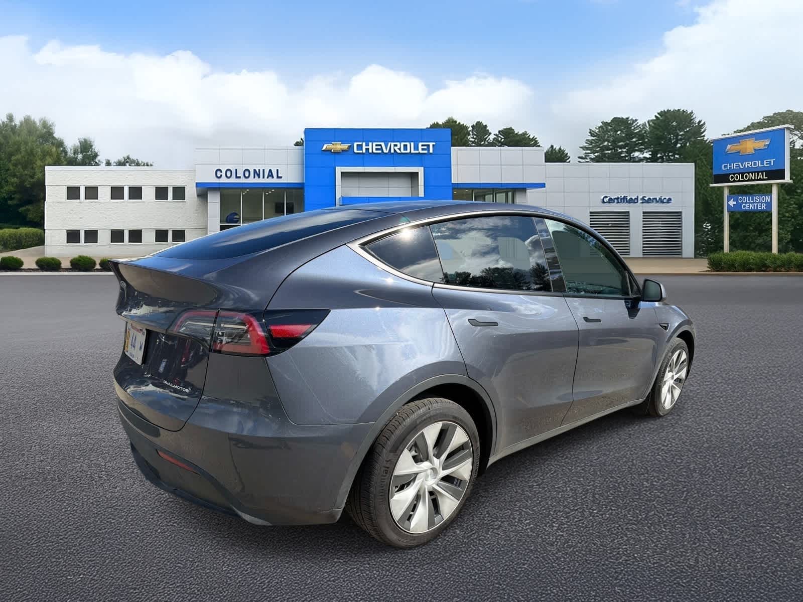 2023 Tesla Model Y Long Range