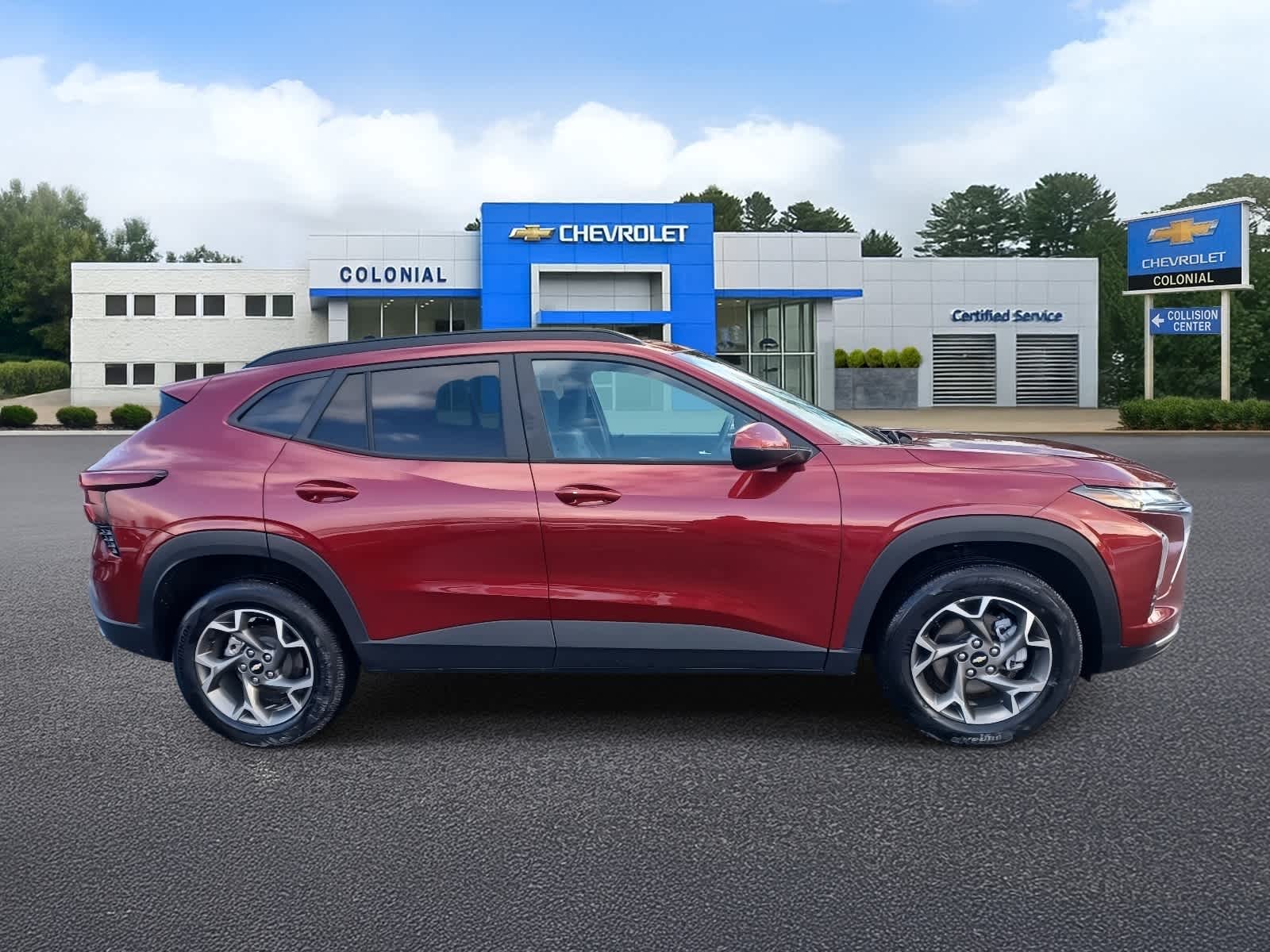 2025 Chevrolet Trax LT