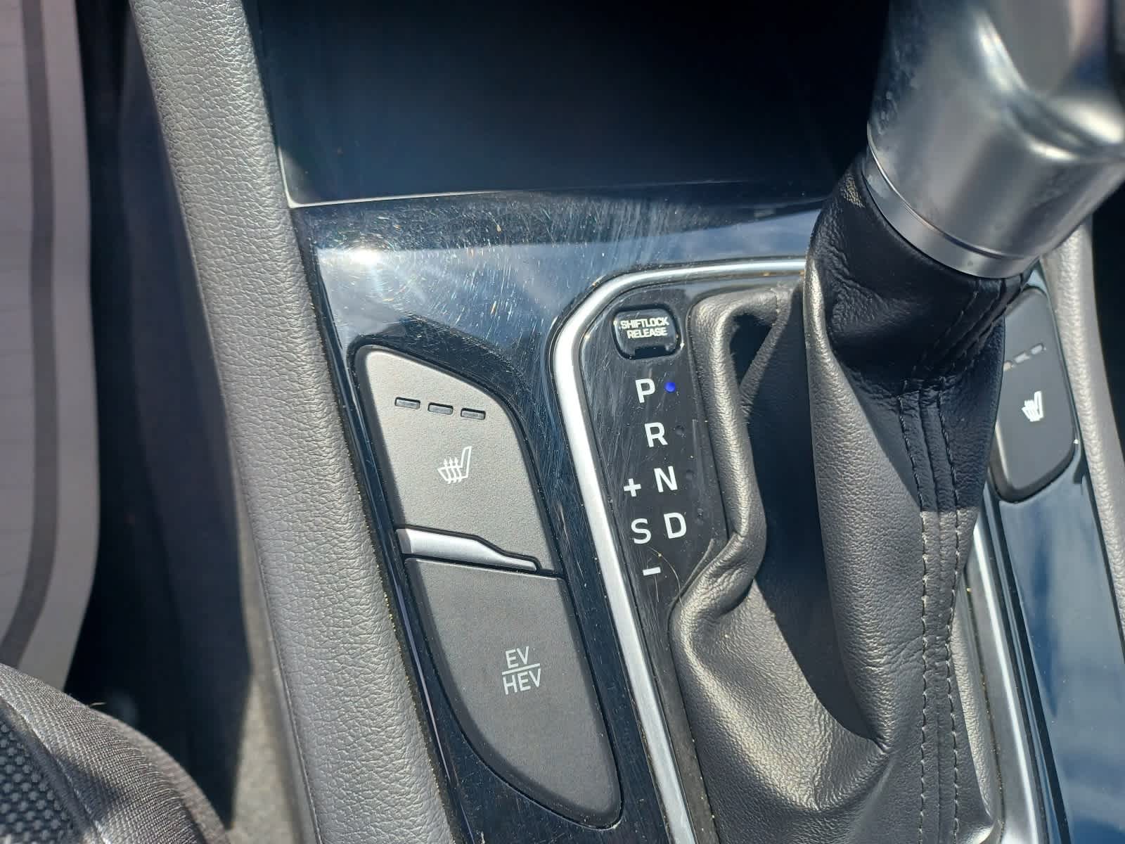 2019 Hyundai Ioniq Plug-In Hybrid PLUG IN