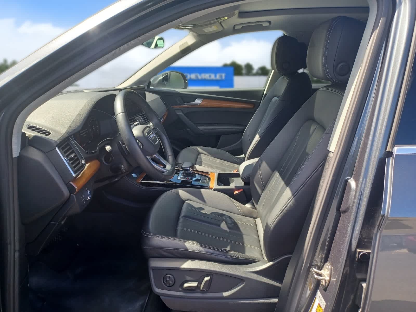 2023 Audi Q5 Premium Plus 45 TFSI S line quattro
