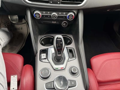 2022 Alfa Romeo Giulia Veloce