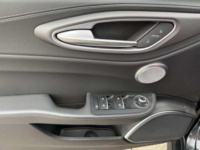 2022 Alfa Romeo Giulia Veloce